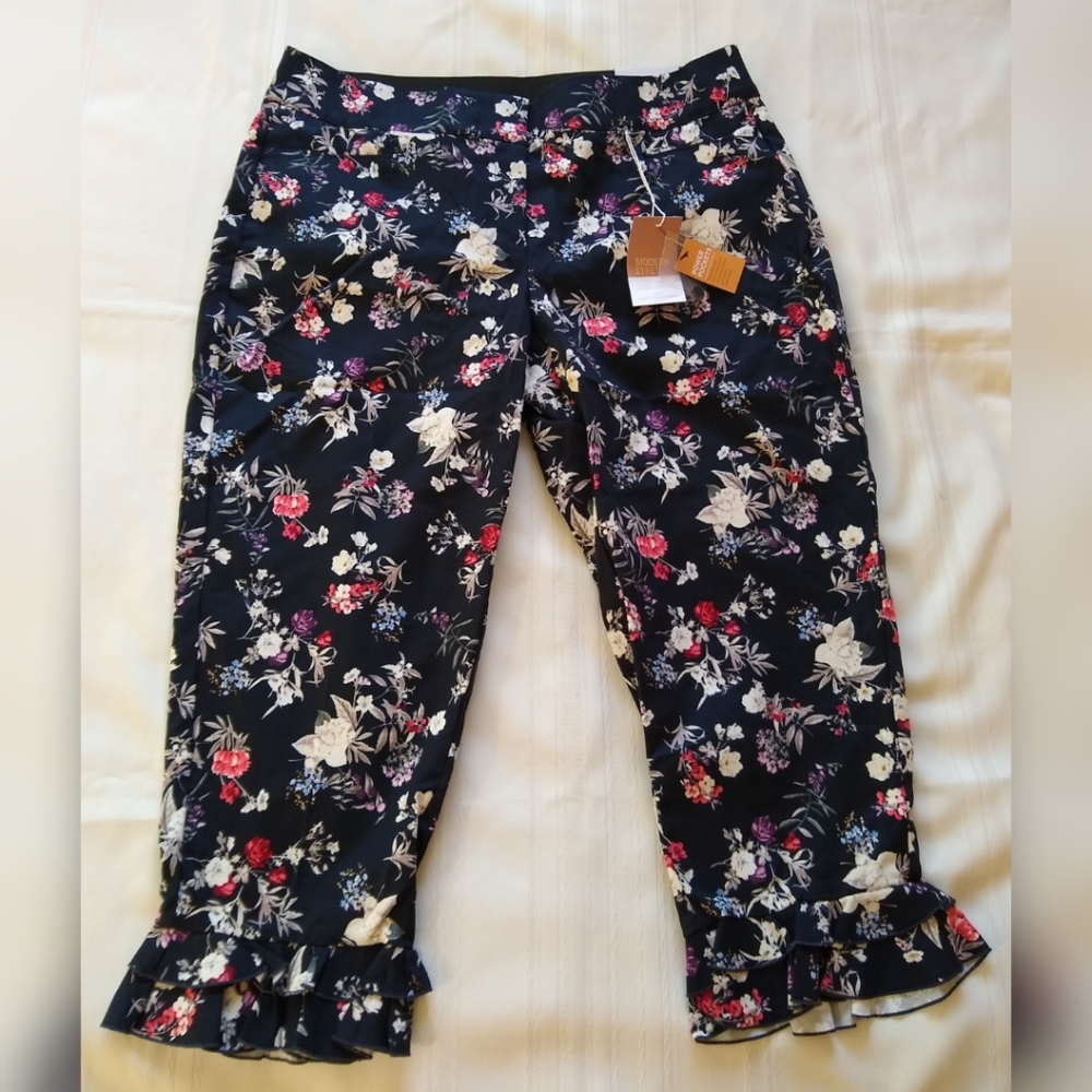NWT Lane Bryant The Allie Slim Ankle Floral Pants